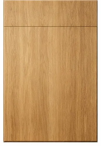 Co dzieje się na etapie lakierowania lub okleinowania, gdy tworzy się trwałe fronty meblowe?