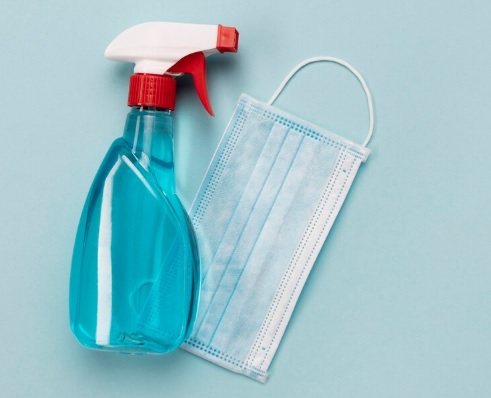 Jak długo działa płyn do dezynfekcji po aplikacji na powierzchnię?